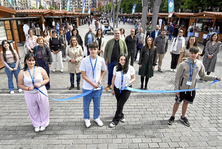 Atzo abiatu zen Elhuyarren Zientzia Azoka, Bilbon.