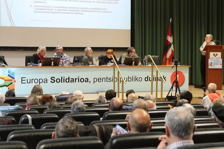 Mikel de la Fuente, en su intervención en las jornadas que se desarrollan en Sarriko.