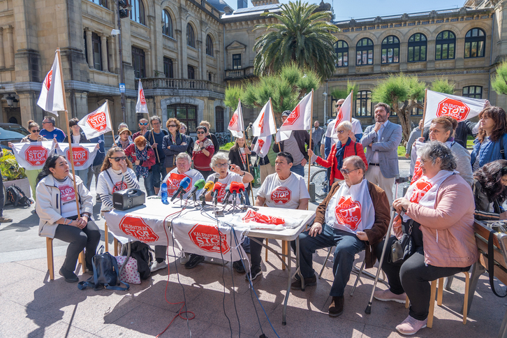 Rueda de prensa de Stop Desahucios Gipuzkoa para epxlicar su recurso sobre el proyecto urbanístico de Igara.