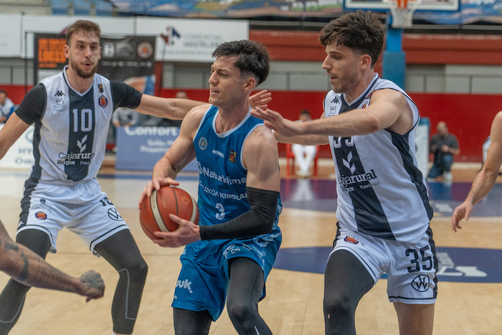 El juego de Gipuzkoa Basket se ha terminado limitando al talento de Alex Barcello.