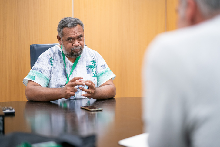 Mickaël Forrest Vicepresidente segundo del Gobierno de Kanaky-Nueva Caledonia