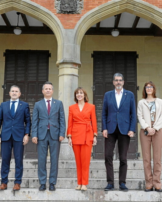 Ekitaldian parte hartu zutenen irudia.