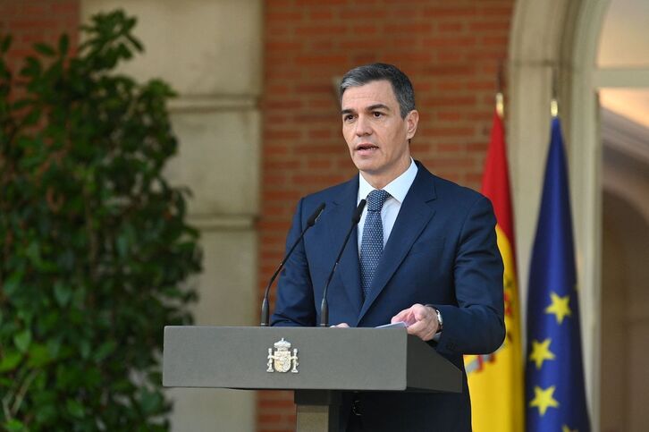 Pedro Sánchez, durante su declaración institucional en Moncloa antes del Consejo de Ministros. (Borja PUIG DE LA BELLACASA | LA MONCLOA-AFP)