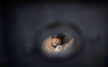 Ur ilunetan murgiltzen dira ererskatatzaileak.