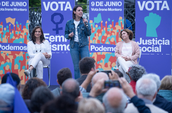 Irene Montero ha participado en un acto electoral en Irun, arropada por Miren Echeveste y Pilar Garrido.