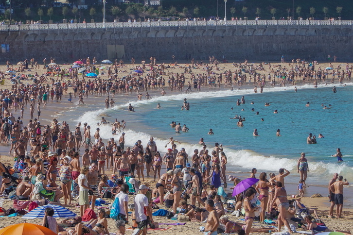 Donostiako Kontxa hondartza, iazko urrian.