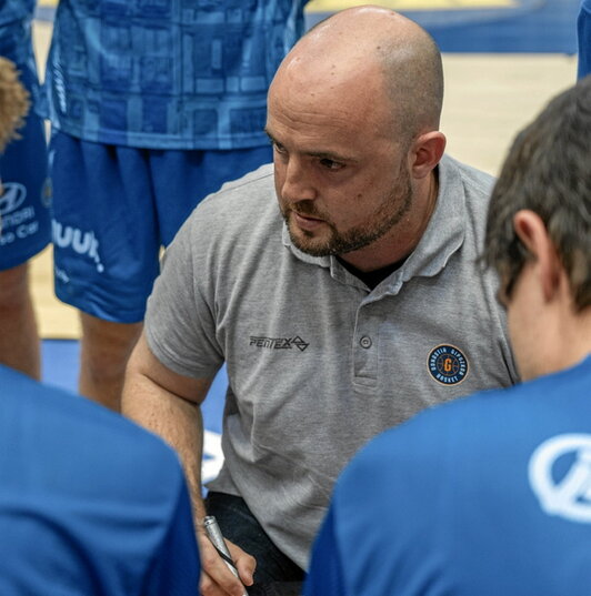 Mikel Odriozolak Donostian segituko du.
