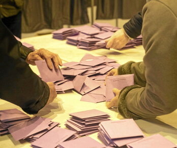 La diffusion de sondages s’arrête la veille du scrutin.