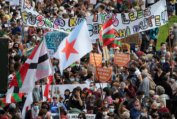  L'État français n'a toujours pas ratifié la Charte européenne des langues régionales ou minoritaires. 