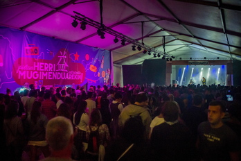 Gasteizko txosnetan giroa.