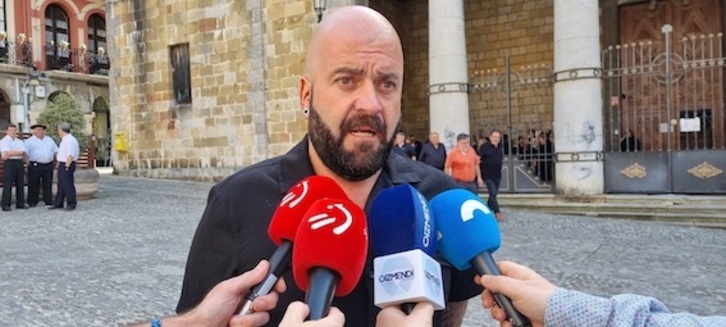 Xabier Legarreta es director de Migración y Asilo además de vocal de la Junta de Ortzadar.