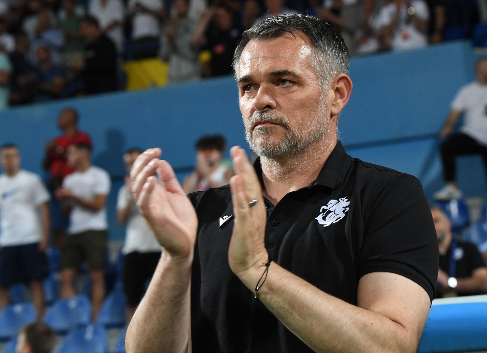 El exjugador francés Willy Sagnol es el entrenador de Georgia. (Savo PREVELIC / AFP) El exjugador francés Willy Sagnol es el entrenador de Georgia. (Savo PREVELIC / AFP)