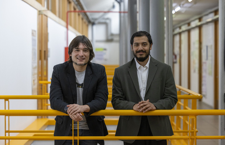 Hegoi Manzano eta Aden Rana EHUko ikertzaileak.