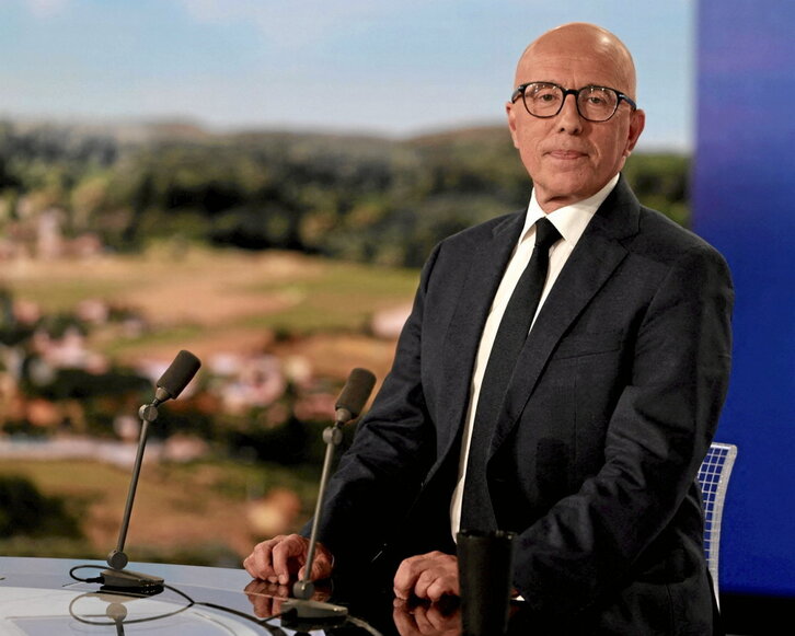 Ciotti desató un terremoto al defender romper el cordón sanitario con los de Le Pen.