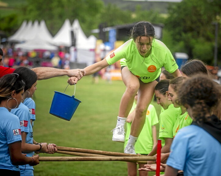 Arabako ikastoletako ikasleen Erronkak ere Olarizun egingo dira. Irudian, iazko lehiaketa.
