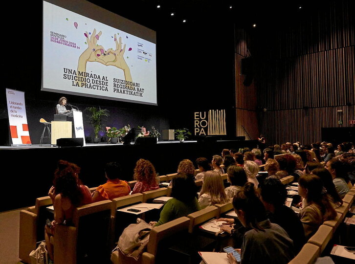 Nerea Melgosa sailburua, Asafes elkarteak Gasteizen antolatu zuen mintegian.