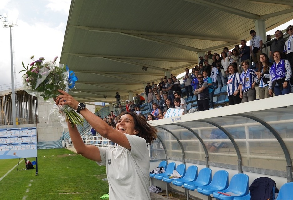 Lore sortaren bigarren irudia.