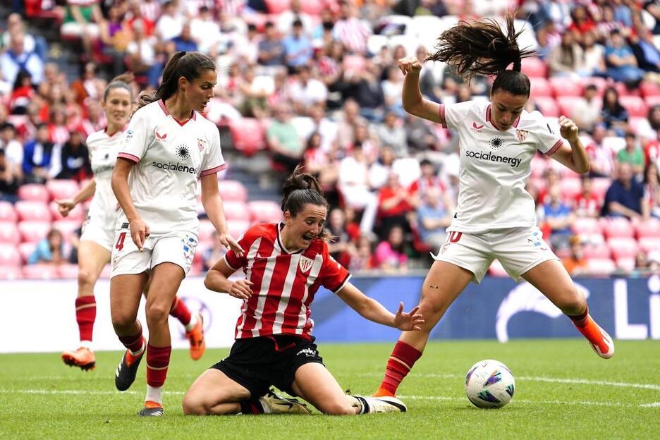 Ondoren, partidari eman zio pauso. Ondoren, partidari eman zio pauso.