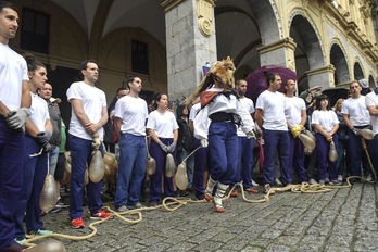 Asteartetik aurrera, egunero, azeri dantza izango da goizeko 9.00etan hasita.