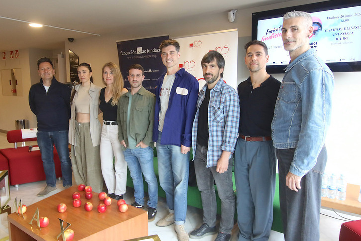 Representantes de las siete candidaturas vascas que optan a los Premios MAX.