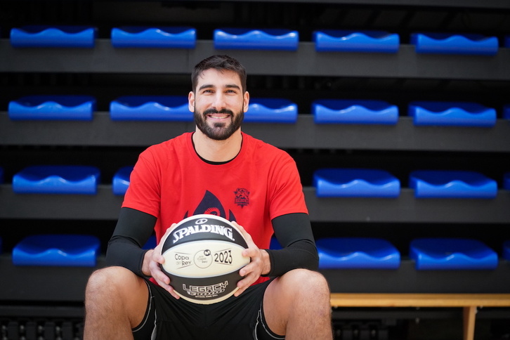 Dani Díez, en un «Media Day» del Baskonia.