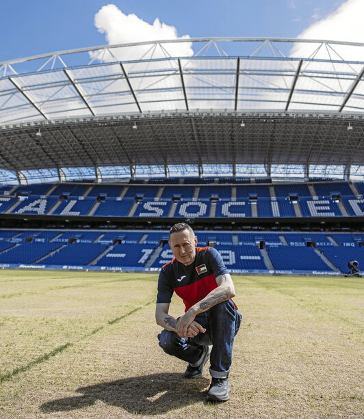 Fermin Muguruza, Anoetako estadioan.