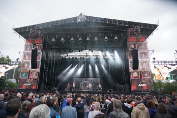 Euria protagonistetako bat izan bada ere, Brigade Locok kontzertua osorik eskaini du Azkena Rocken.