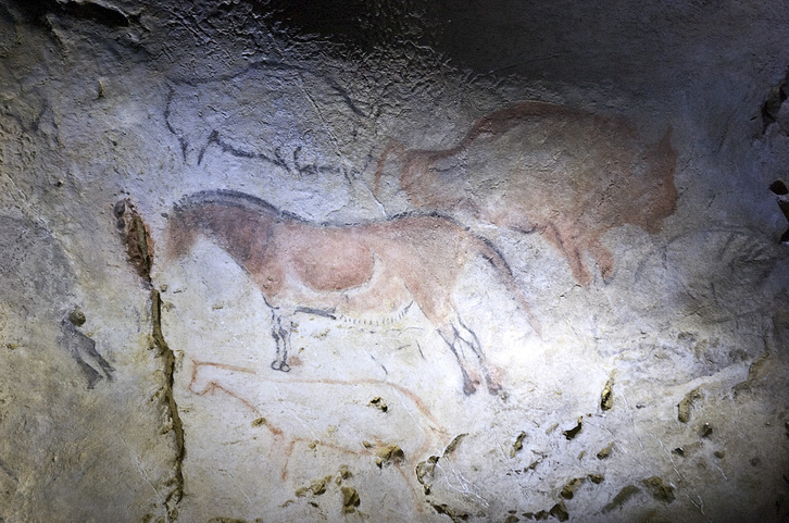 Irudian, Ekain kobako margoetako bat.