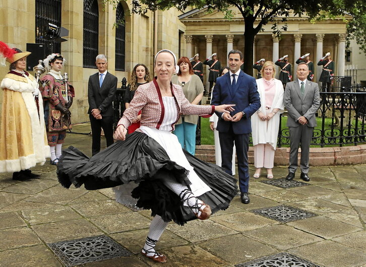 Un momento de la jura del cargo en la Casa de Juntas de Gernika.