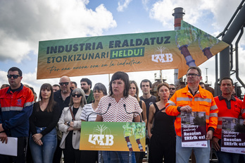 Comparecencia del sindicato LAB ante el Alto Horno nº 1, en Sestao.