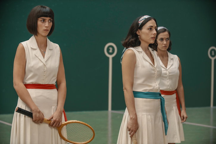 Claudia Salas, Zuria Vega y María de Nati, que interpretan a Idoia, Chelo e Itzi en ‘Las Pelotaris 1926’.