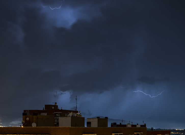 Imagen de archivo de una tormenta eléctrica. 