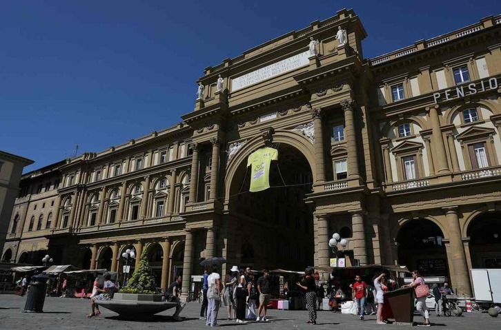 El Tour 2024 parte de Florencia, que ya se engalana para la ronda francesa.