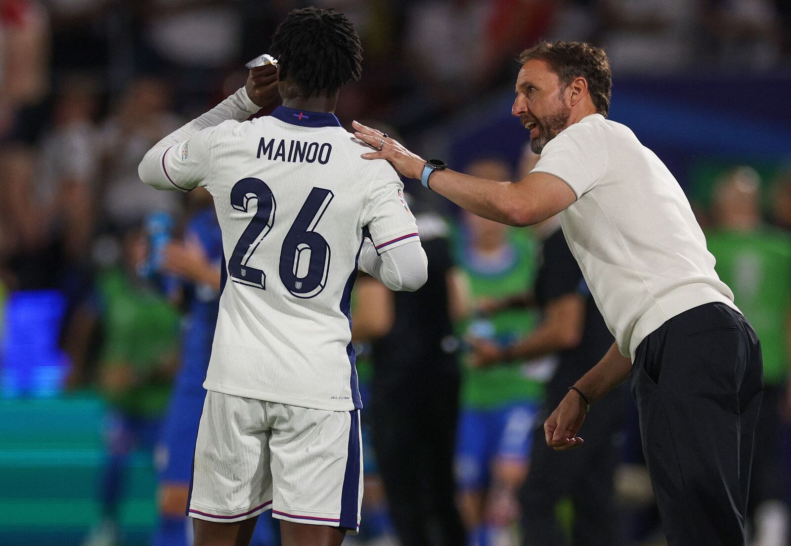 Southgate metió a Mainoo en el último partido para reflotar el juego de Inglaterra. (Adrian DENNIS / AFP) Southgate metió a Mainoo en el último partido para reflotar el juego de Inglaterra. (Adrian DENNIS / AFP)
