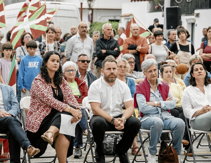 Lehen lerroan, Marie Heguy-Urain, Peio Dufau, Sylviane Alaux eta Frederique Espagnac.