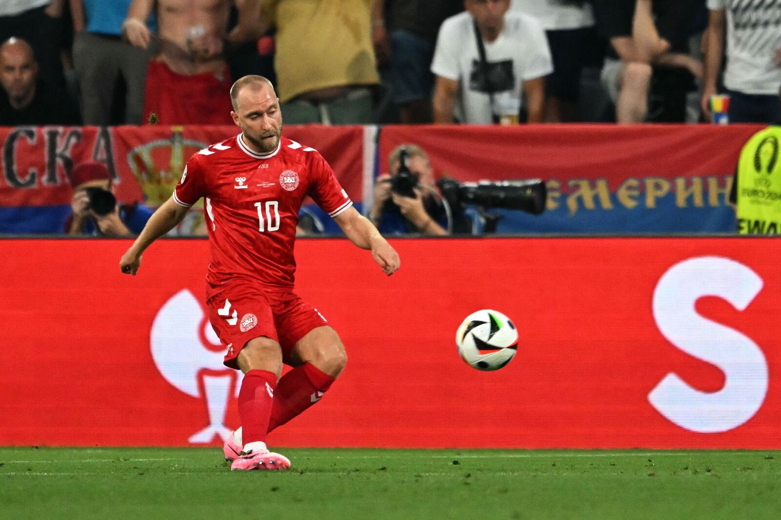 Eriksen es el capitán de Dinamarca. (Miguel MEDINA / AFP) Eriksen es el capitán de Dinamarca. (Miguel MEDINA / AFP)