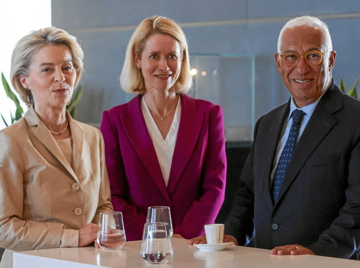 Ezkerretik hasita, Von der Leyen, Kallas eta Costa.
