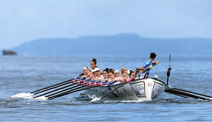 Arraun Lagunaken trainerua, Bueun arraunean.