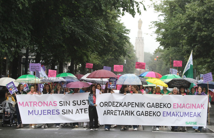 Manifestación de las matronas de Bizkaia en Bilbo.