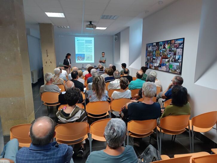 CVCE-Errimaia ipuin lehiaketak berezko lekua du elkartearen ekimenetan.