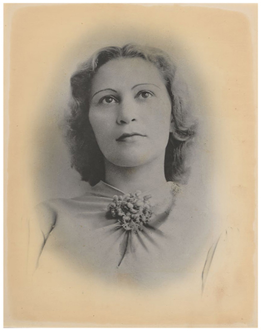 Poetaren argazki bat.