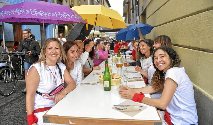 En la era pos≠pandémica la lluvia ha hecho acto de presencia en Iruñea cada 6 de julio.