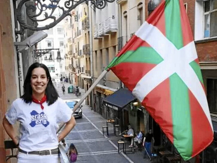 Rakel Arjol iruindarra, sanferminetarako prest.