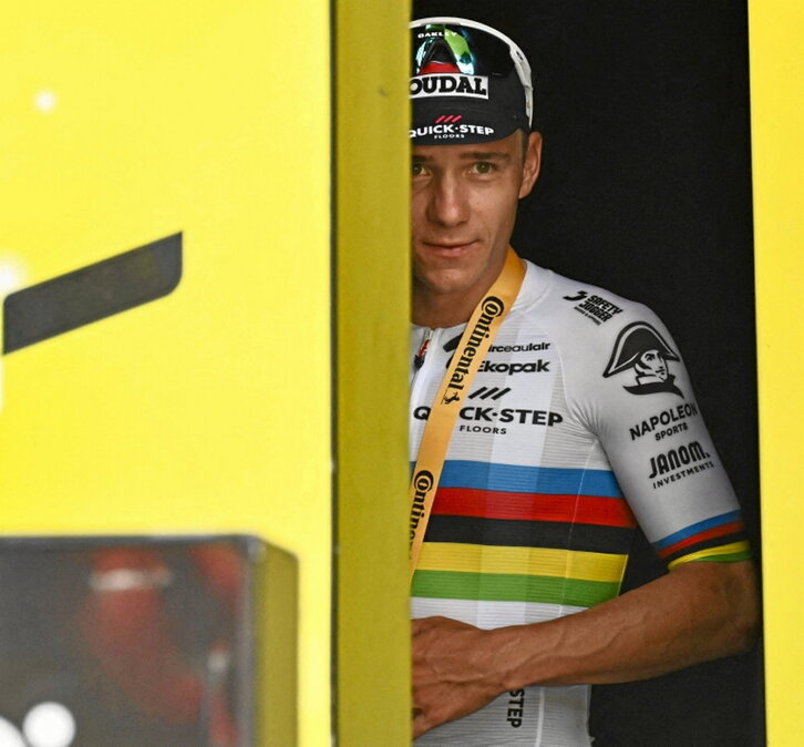 Remco Evenepoel, podiumera ateratzear.