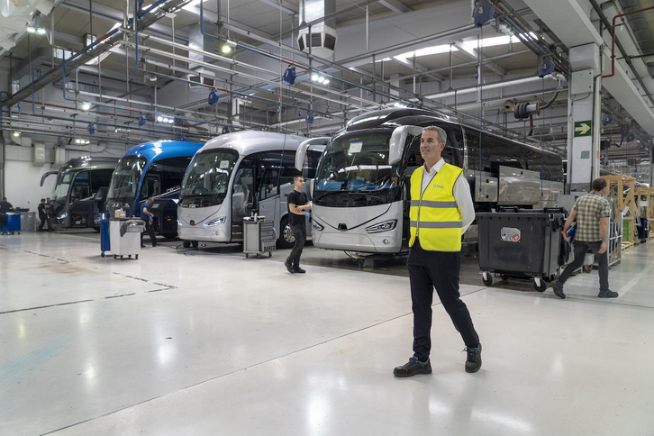 Imanol Rego, CEO de Irizar, este miércoles la planta de Ormaiztegi.