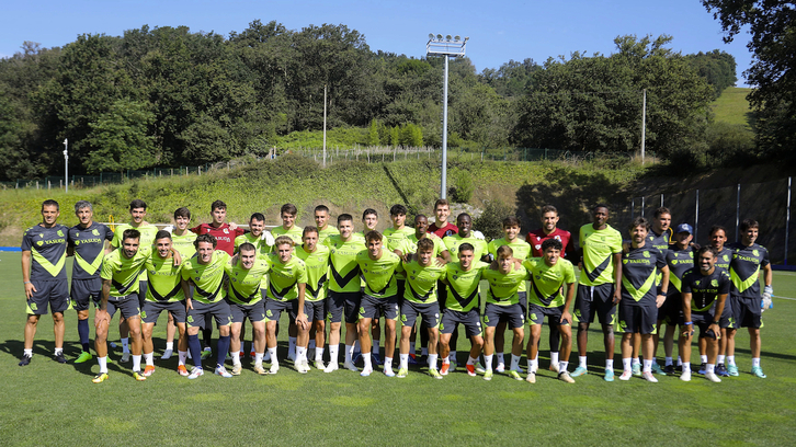 Foto de familia de los realistas que han arrancado hoy la pretemporada.
