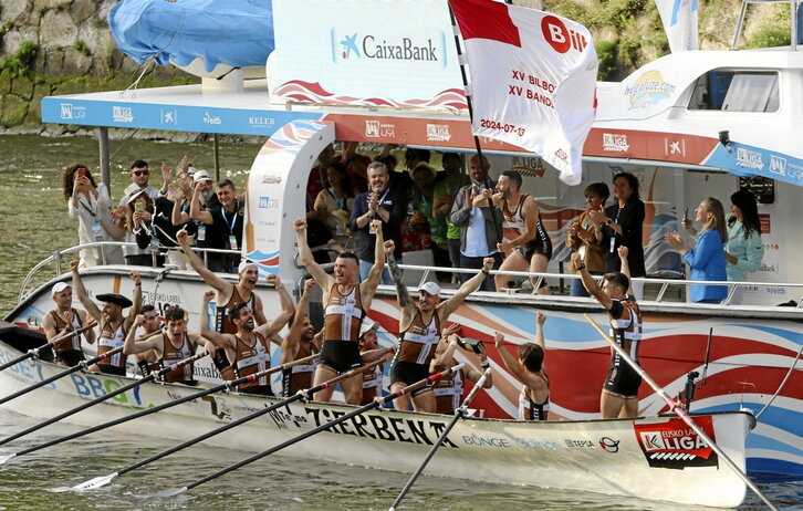 Zierbenak Bilbon astindu zuen denboraldiko bere lehen bandera.