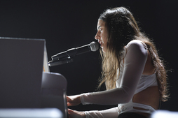 Sanferminetan igo berri da agertokira Izaro.