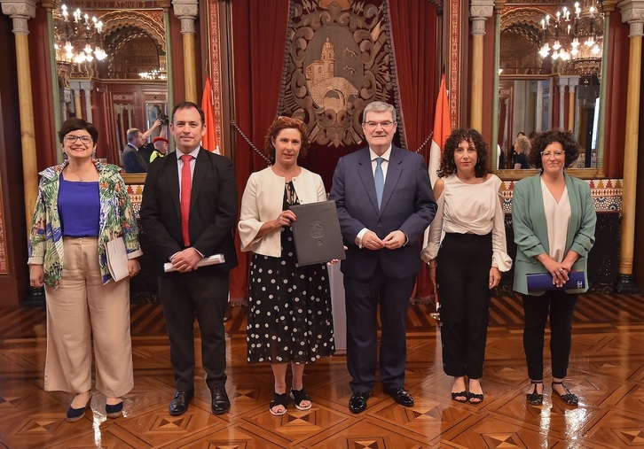 Firma del Pacto de Seguridad Ciudadana de Bilbo.