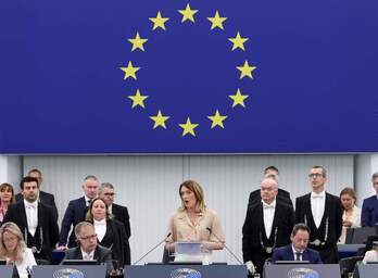 Roberta Metsola, durante su intervención tras ser reelegida presidenta del Parlamento Europeo.